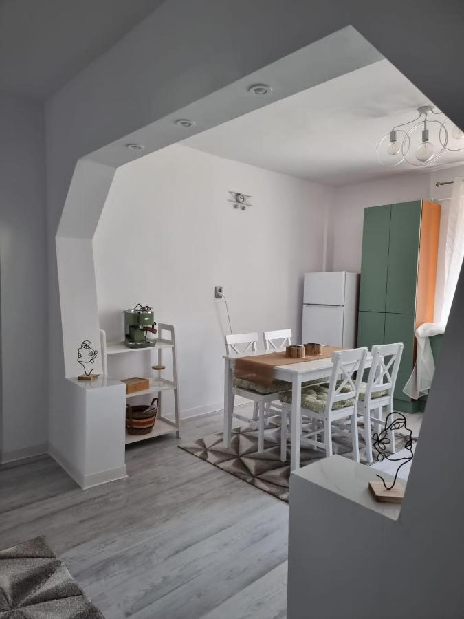Clau Home Hunedoara Exterior foto