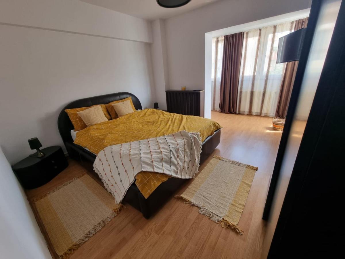 Clau Home Hunedoara Exterior foto